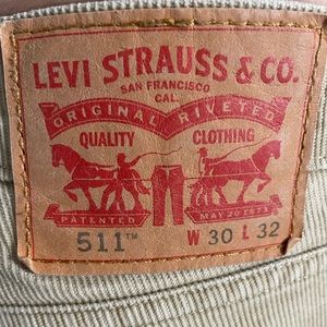 Men’s Levi’s 511 W 30 L 32 tan/taupe corduroy pants